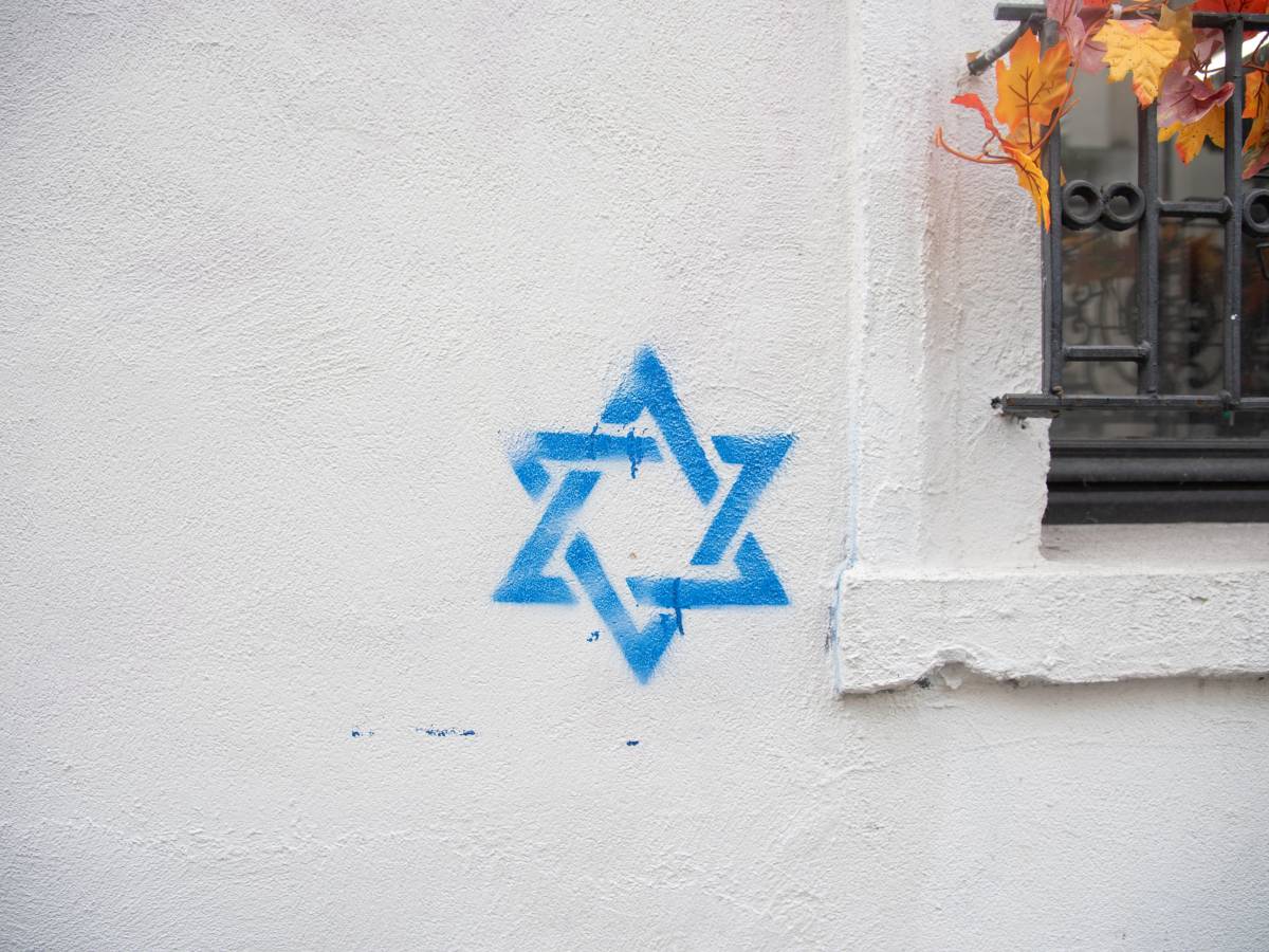 Israele, l’antisemitismo e il futuro
della Striscia di Gaza

Dalle 19.00 vi aspettiamo su @RadioRadicale #SpazioTransnazionale 
con @Maumol, @johanna_arbib, @giorgiomule, @Alessandro__Ma, @GlucaAnsalone, @nellocats, @gabriella_roux, @toscano_alberto @MarianoGiustino,  S.Silvestri