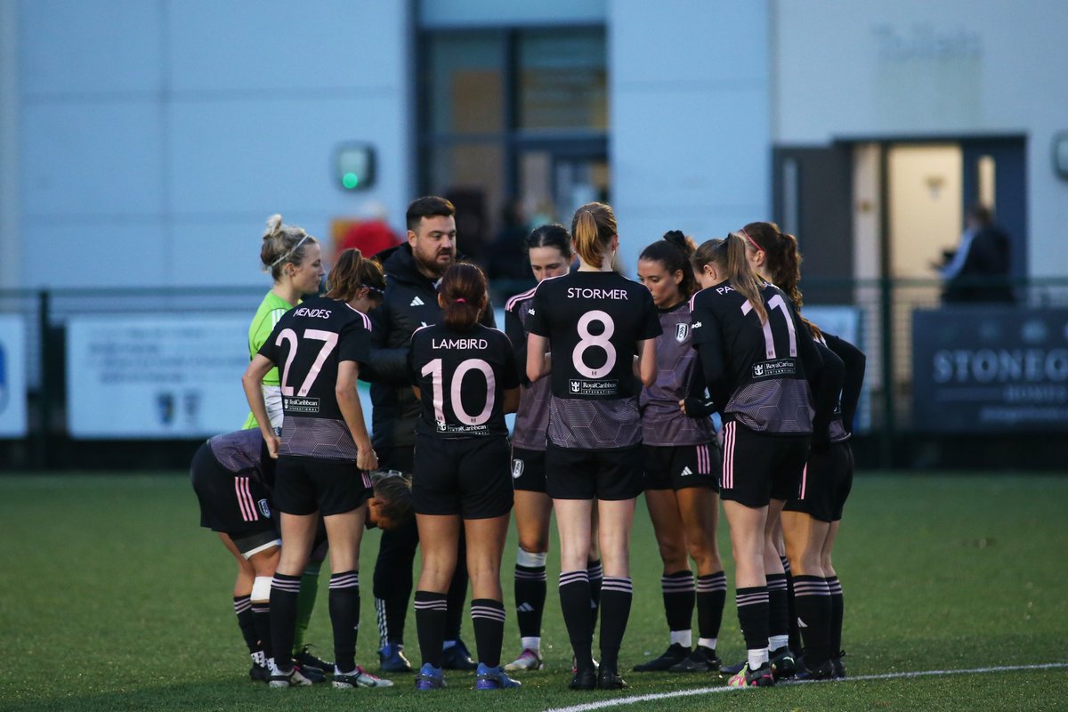 Steve_Jaye_'s tweet photo. September &amp; October:

Ten games unbeaten 🤩
51 goals scored ⚽️ 
9 goals conceded 🥅 
3 clean sheets ⛔️ 
Progression to Women’s FA Cup 1st Rd 📈
Season best crowd - 267 👨‍👩‍👧‍👦

1 together group of amazing people, players &amp; staff!

Let’s see what November as in store for us…

#FFCW https://t.co/T4ss53lrwk