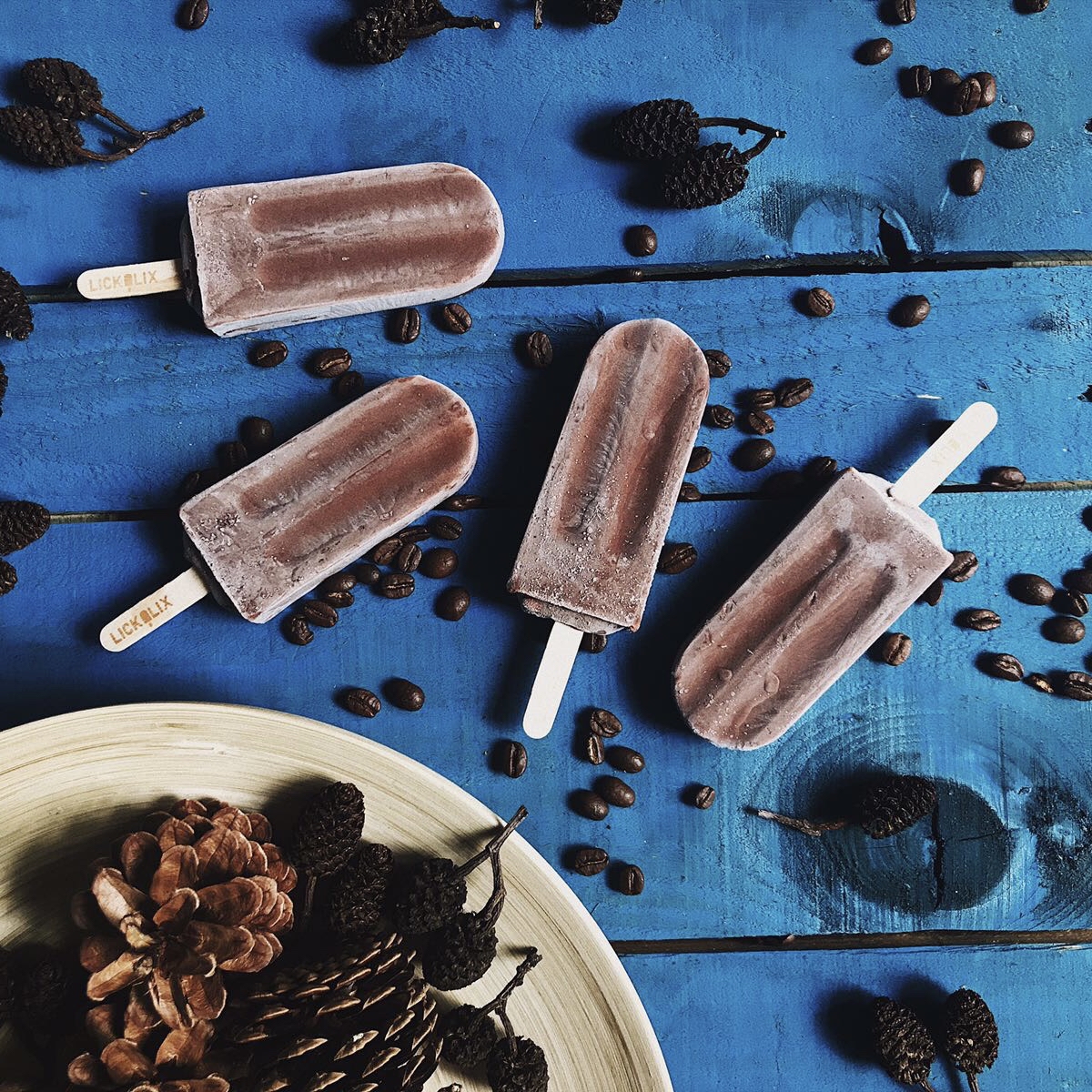 LICKALIX tweet media