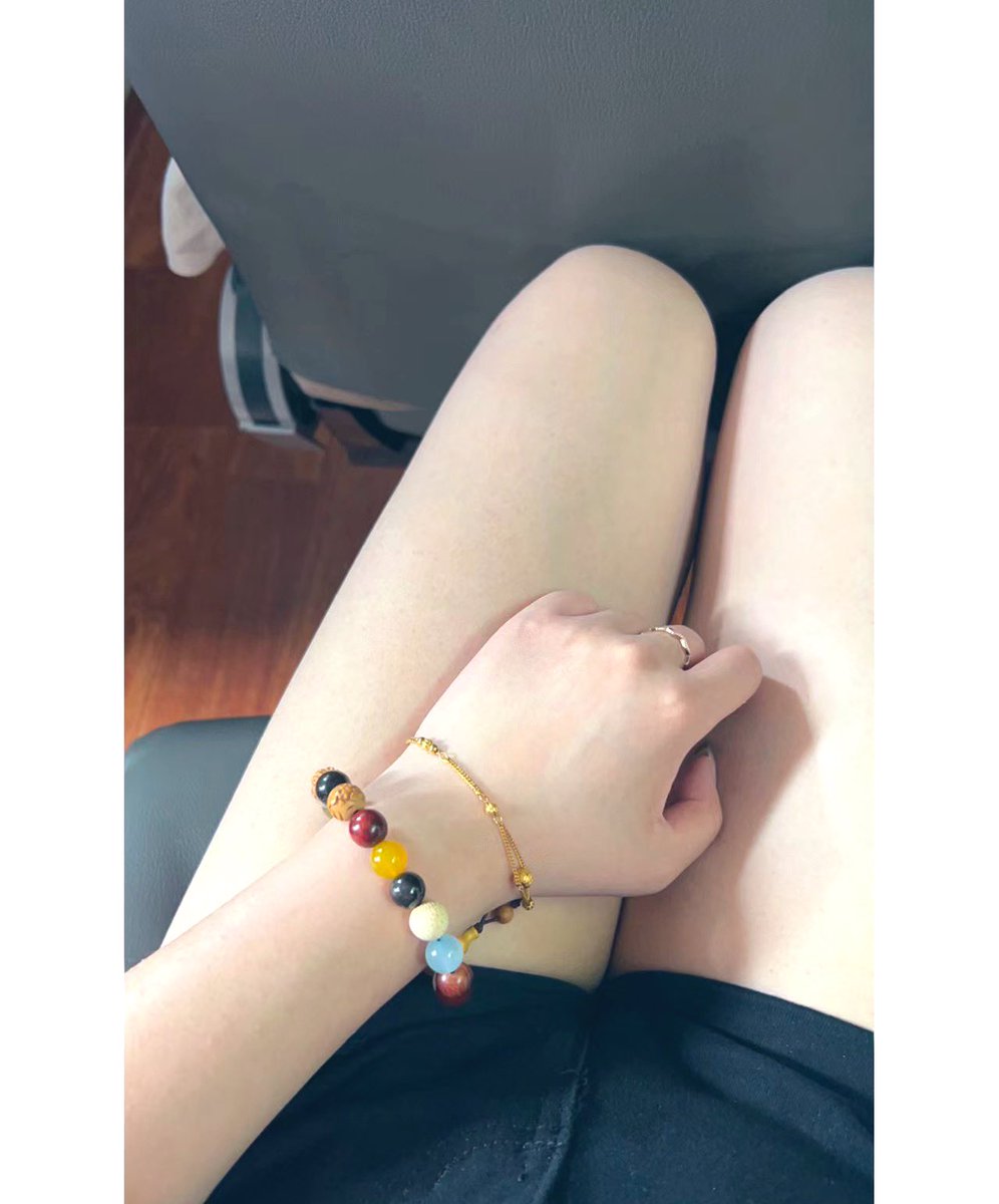 10萬粉了欸😚大家幫我按按愛心🧡 https://t.co/ERcp2pSPe7