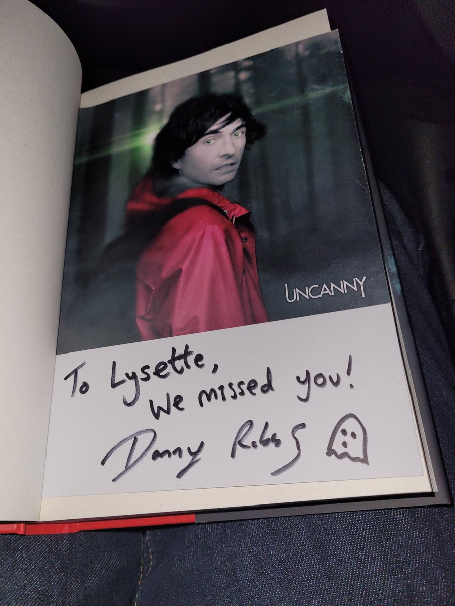 andy271982's tweet photo. Had a fantastic time watching @uncannypodlive in Southend. Was amazing meeting @danny_robins and @_EvelynHollow.  Thank you Danny for the message to my mum, it made her day!! https://t.co/bYCV64upXP