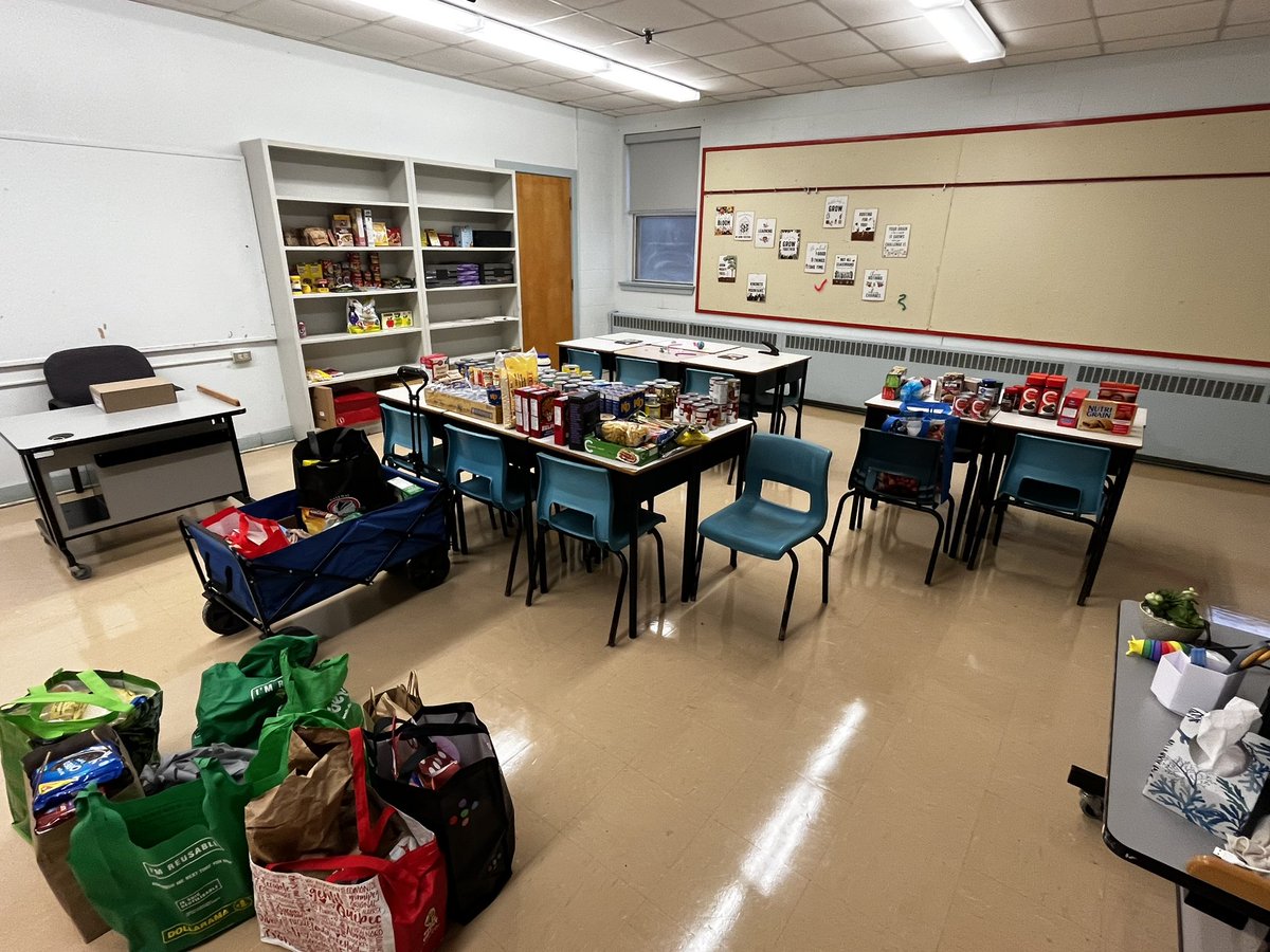 The #EastDartmouth community sure knows how to support one another. Check out all these food donations for our SchoolsPlus pantry! I’ll be busy sorting and shelving this morning! Extra shout out to @belayrschool for collecting SO many items! @HRCESchoolsPlus @HRCEHealthPromo