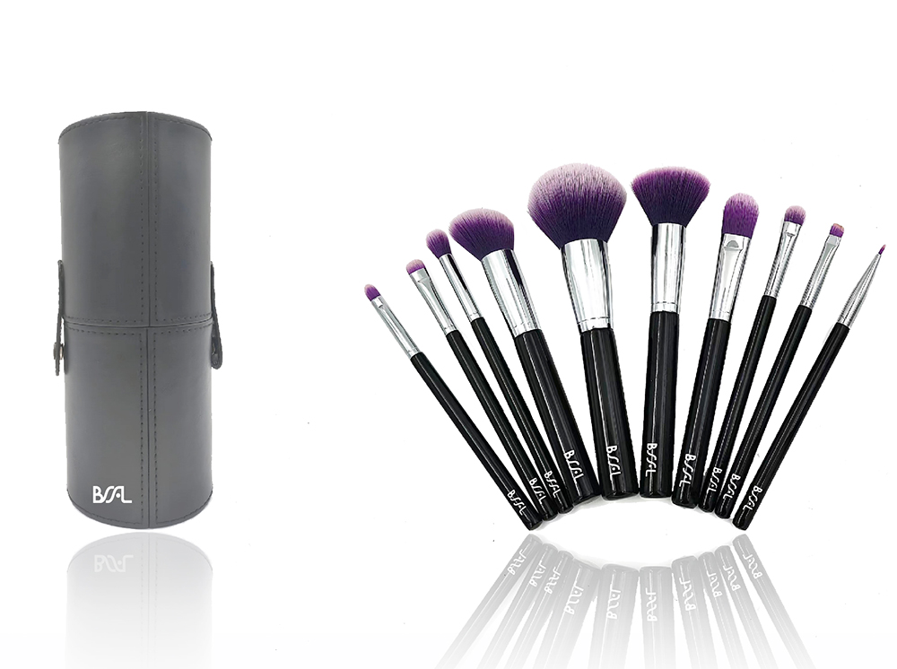 GavinYu69822's tweet photo. A boutique combination of high-end plastic arts, 10 makeup brushes + PU makeup bucket, taking you into the world of noble beauty!
#beauty #makeup #cosmetics #makeuptools #facialcare #manufacturer #makeupbrush #makeupbrushset #manufacturer #eyebrushset https://t.co/pblkYqGDln
