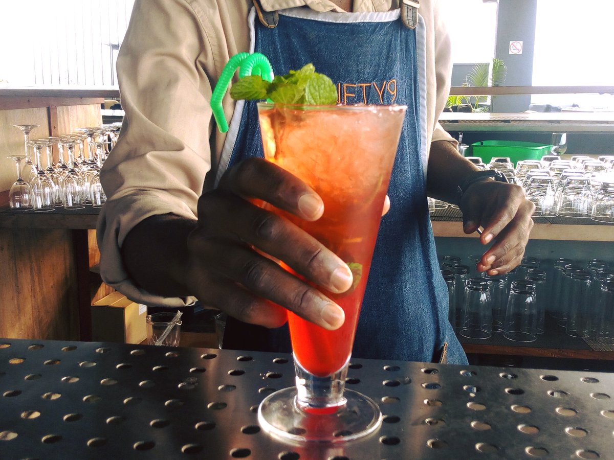 SkyzNinety9's tweet photo. 🍸✨ Get ready to elevate your evening at #CocktailFrenzy, at the breathtaking Ninety9 Rooftop Bar!

Indulge in an array of exquisite signature cocktails that promise to awaken your taste buds and leave you wanting more!

#CocktailFrenzy #Ninety9 #SignatureSips https://t.co/mUlnmi3sGs