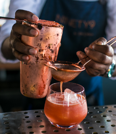 SkyzNinety9's tweet photo. 🍸✨ Get ready to elevate your evening at #CocktailFrenzy, at the breathtaking Ninety9 Rooftop Bar!

Indulge in an array of exquisite signature cocktails that promise to awaken your taste buds and leave you wanting more!

#CocktailFrenzy #Ninety9 #SignatureSips https://t.co/mUlnmi3sGs