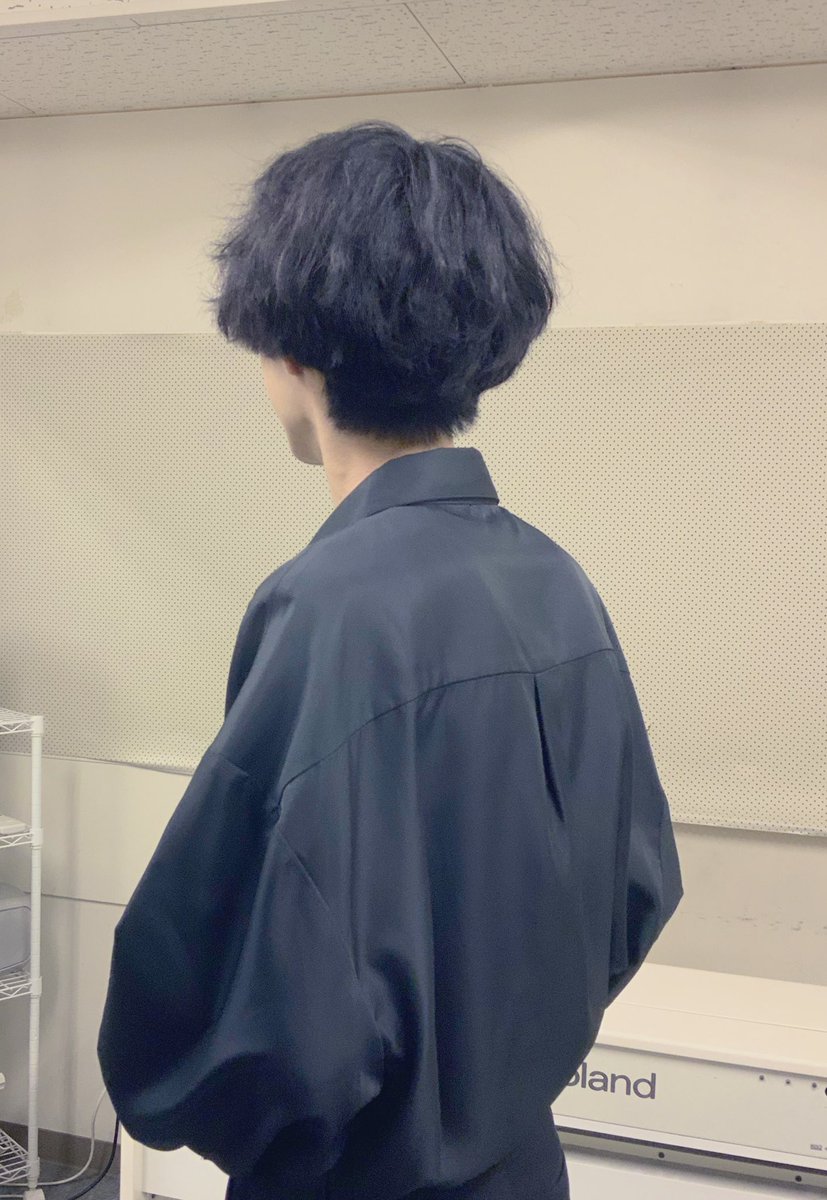 atago55's tweet image. 超CoolなKOKIさんの後ろ姿
頂いちゃいました〜

本日もお疲れ様でした🎙️

#愛宕音楽院
#Vocallesson