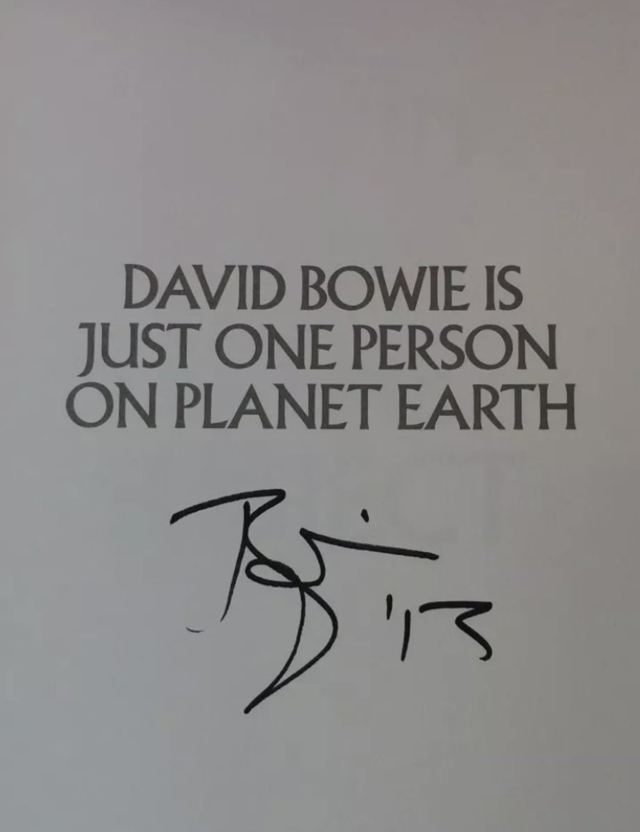 Weird_n_Gilly's tweet image. David Bowie is… ⚡️✨ #BowieBooks #DBIs #LimitedEdition #Signed