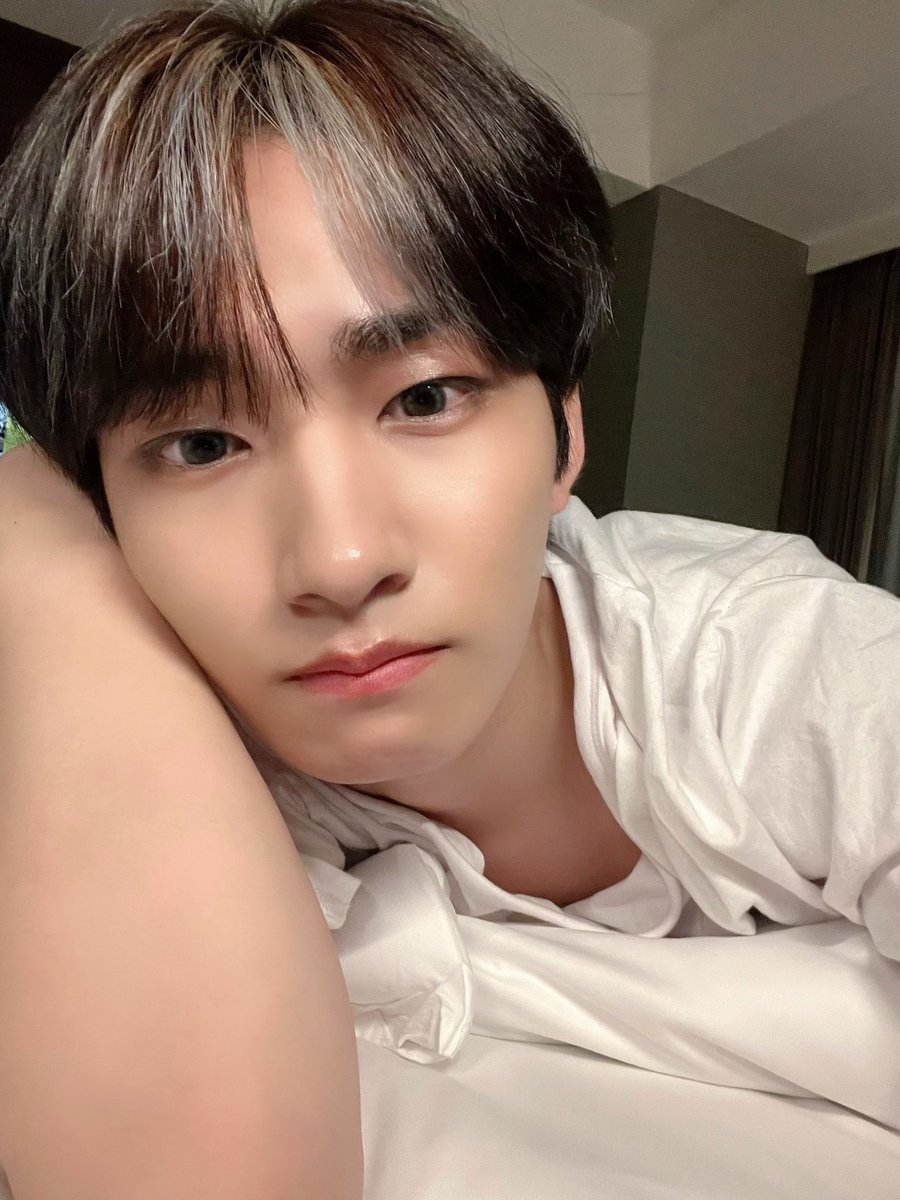 by_EPEX's tweet photo. [#제프]

빠르게 11월 제니스 선점합니다!😝😝

#EPEX #이펙스 #JEFF #제프 #젶프프 https://t.co/Inhp1XWxFV