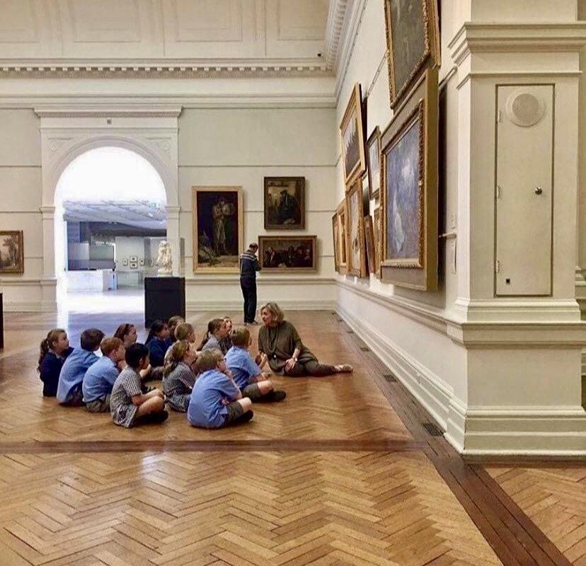 Siddharth_Vaze's tweet image. #Leadership 🧭

The leader speaks in a language that the team understands 

→ Why 

→ What 

→ When 

→ Who 

→ How 

→ Where 

———

#CreatingPossibilities #BuildingBrands