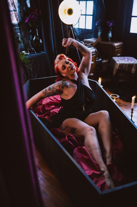 Waking up on November first like&hellip;. What? You thought this was seasonal?  (📸 // @bbygrrlxsinn ) https://t