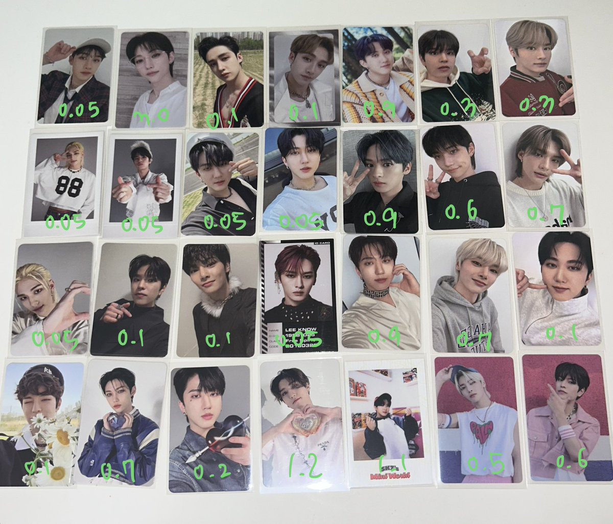 Swear_0320's tweet photo. 스트레이키즈 돔투어 콘서트 사운드웨이브 사웨 럭키드로우 럭드 포카 판매 양도 거래 방찬 방찬포카 리노 이리노 리노포카 창빈 서창빈 창빈포카 현진 황현진 현진포카 한 한지성 한포카 지성포카 필릭스 용복 필릭스포카 용복포카 Soundwave StrayKids bangchan LeeKnow Hyunjin han hanjisung Felix https://t.co/DZIXKGL3e1