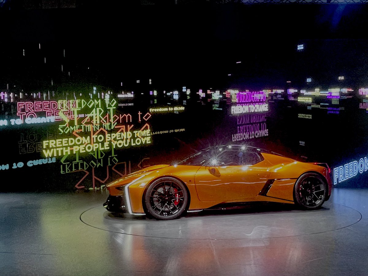 azuazu03171's tweet photo. #snap #TOKYO
#JapanMobilityShow
#Leica #M9P
#FUNLEADER #18mm
#TOYOTA #GR
#MR2 #AW11 #FT_Se https://t.co/SC9qLUCMDd