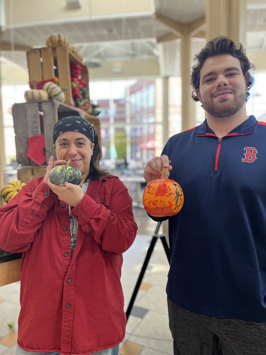KeeneDining's tweet image. Happy Spooky Season, Owls! #keenestatedining #keenestatecollege #chartwellshighered