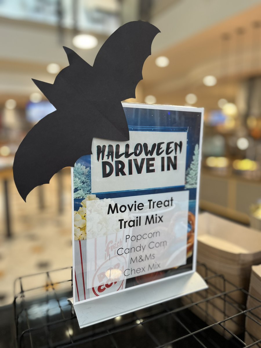 KeeneDining's tweet image. Happy Spooky Season, Owls! #keenestatedining #keenestatecollege #chartwellshighered