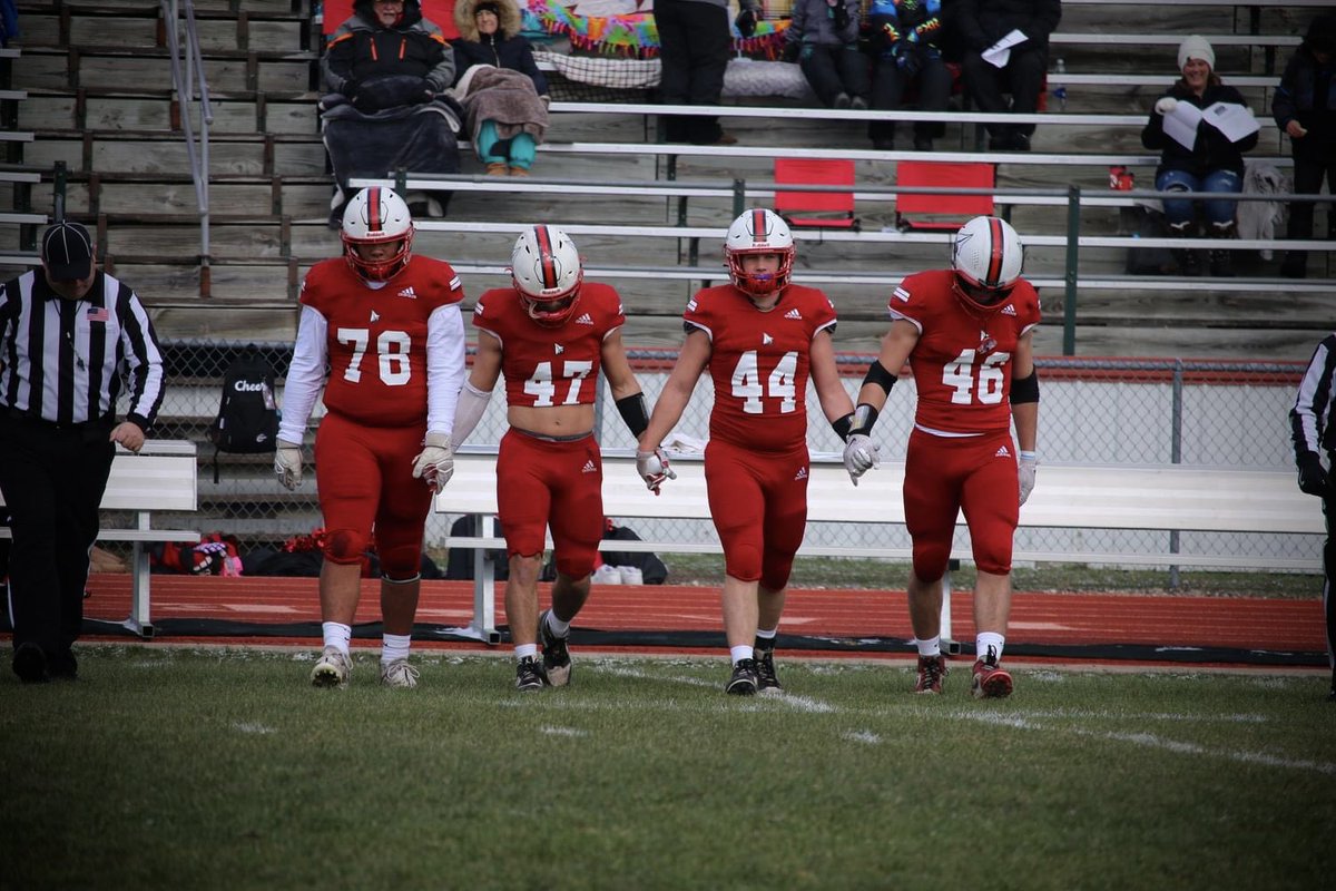 Czok47's tweet photo. what a ride. one I will certainly never forget. thank you laker football for everything. #47 out. https://t.co/Rw3r5VxSW2