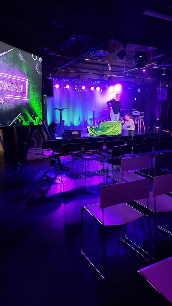 Making of <a href="/kasvuopen/">Kasvu Open</a> Karnevaali 💎 Enää viimeiset viilaukset ja sit huomenna täysi tupa <a href="/ilona_ilokivi/">Ilona Ilokivi</a>