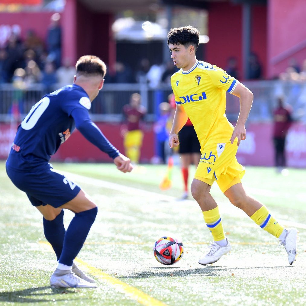 #CanteraCadista 💛💙

😍 <a href="/Julio_co6/">Julio Cabrera Ortega</a> en su debut con el primer equipo