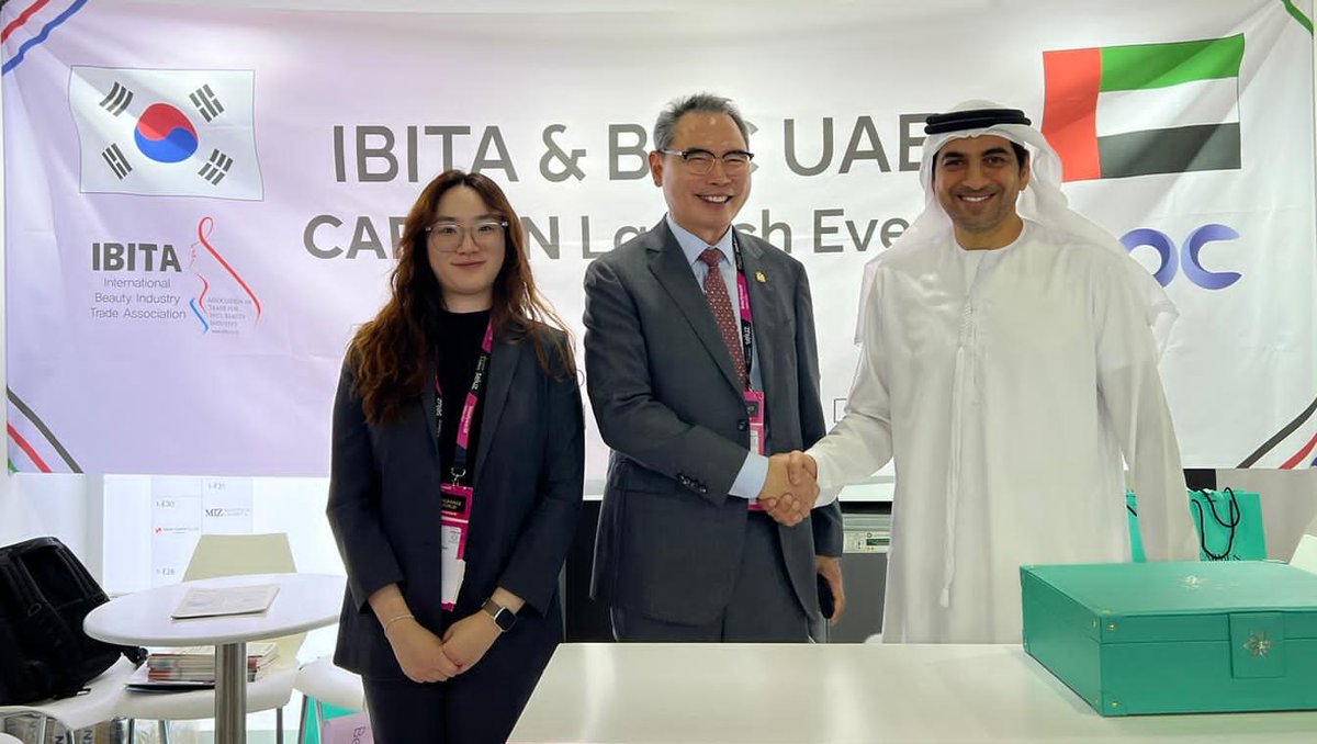 GoDubaicom's tweet photo. Carmen Beauty, a renowned name in the world of fragrances and skincare, is proud to announce the launch of its highly-anticipated mask range from Korea during the Beautyworld Middle East exhibition held in Dubai this week.

#Carmen #Beauty #skincare #launch https://t.co/tlfdYAalha