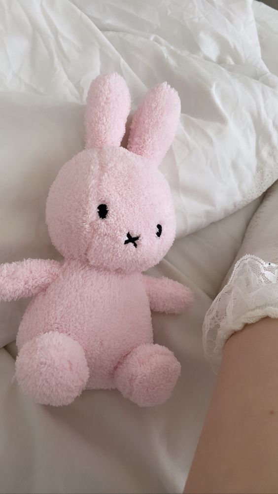 pink miffy