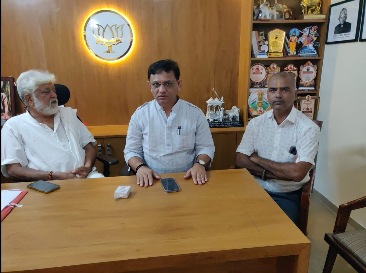 balvantmehta's tweet photo. સાવરકુંડલા @maheshkaswal https://t.co/1KQMV2PDMj