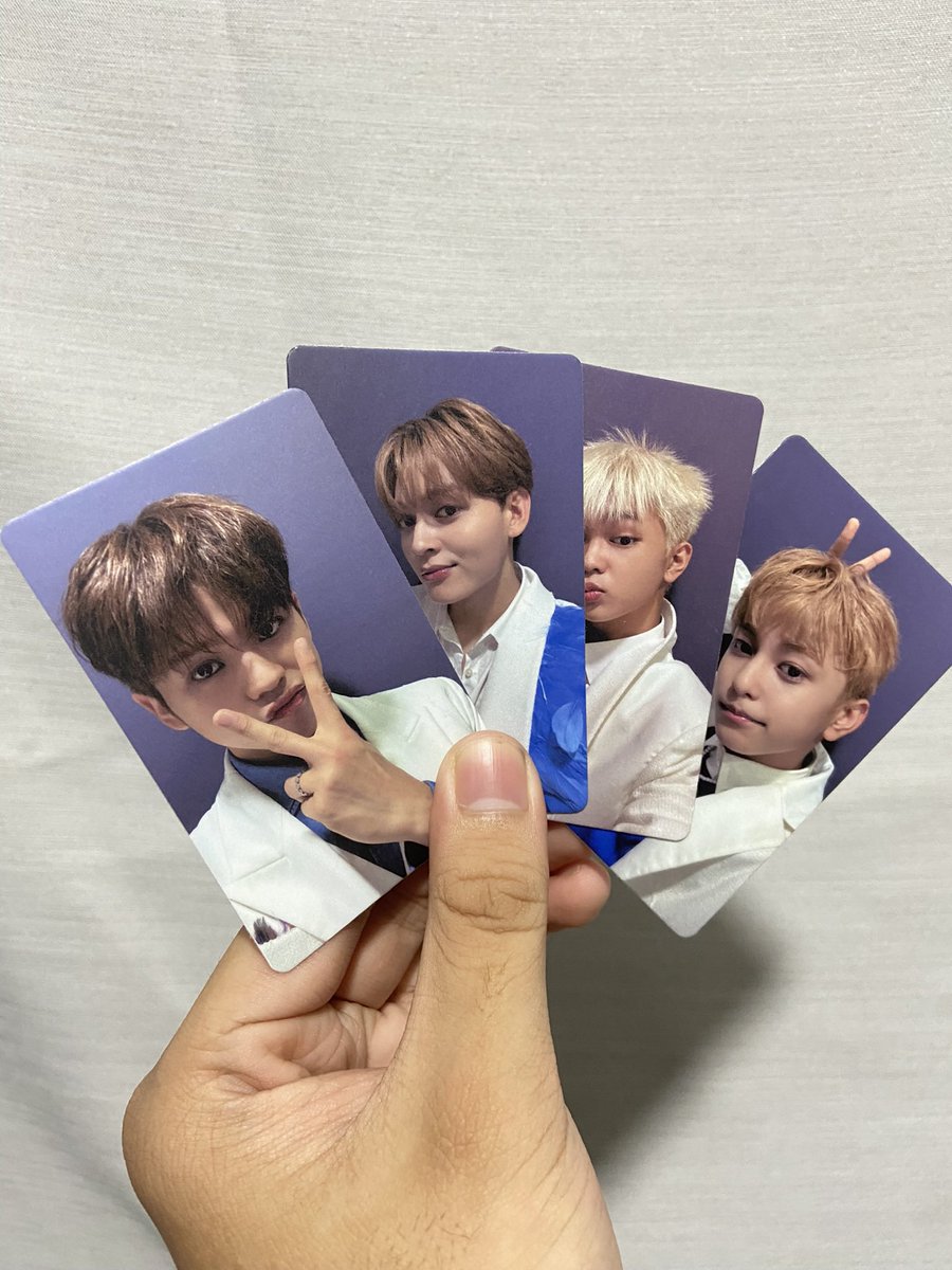 Cheers to 100 days! Since HORI7ON debuted, 💕 as one of the Anchors who always appreciate our7 boys, I will be giving away Random PCs + Unsealed Albums (Will declutter some stuffs) 

╰♡ Photo for reference only.