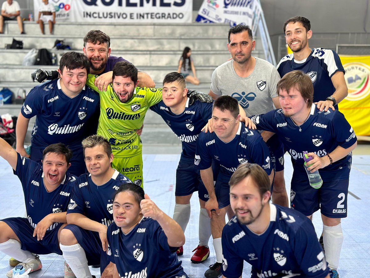 FacundoReginato's tweet photo. El Quilmes inclusivo e integrado es campeón del torneo local y campeón de la Copa Argentina 😍 Nos vamos a Uruguay a jugar la Libertadores. Felicidades y gracias por dejar la camiseta de Quilmes en lo más alto 🤍 https://t.co/RssfBXdTCF