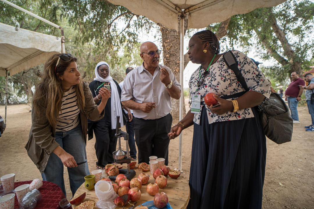 ConapacRDC's tweet photo. Participation de Mme Espérance NZUZI, PCA de la #Conapac, à la 6�� Ass. Gen. de la @pafo_africa, du 23 au 28 oct à #Tunis. #PAFOGA23 fut une consultation continentale sur la stratégie de cartographie des organis. paysannes. https://t.co/uQrtkDuqnc