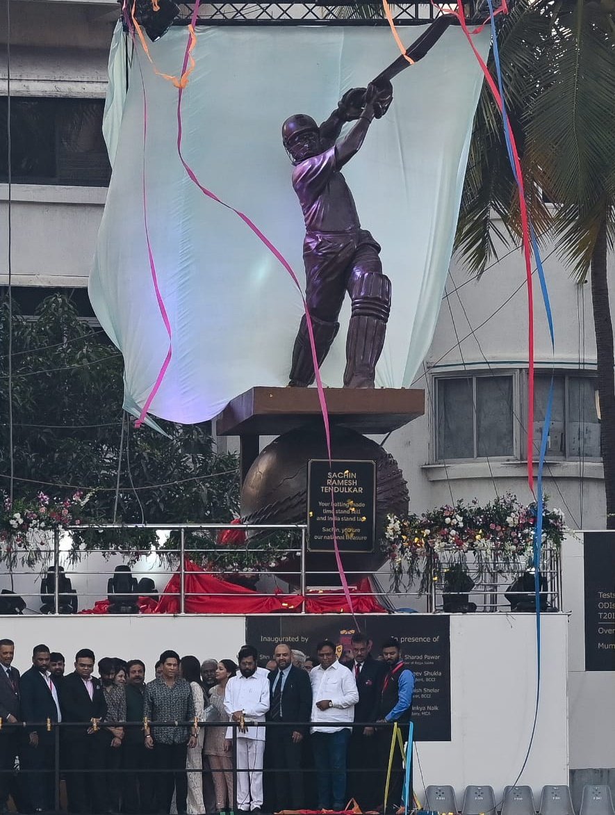 GOD OF CRICKET - Legendary Sachin Tendulkar Sir's Statue at Wankhede Stadium 🏟️

<a href="/sachin_rt/">Sachin Tendulkar</a>
