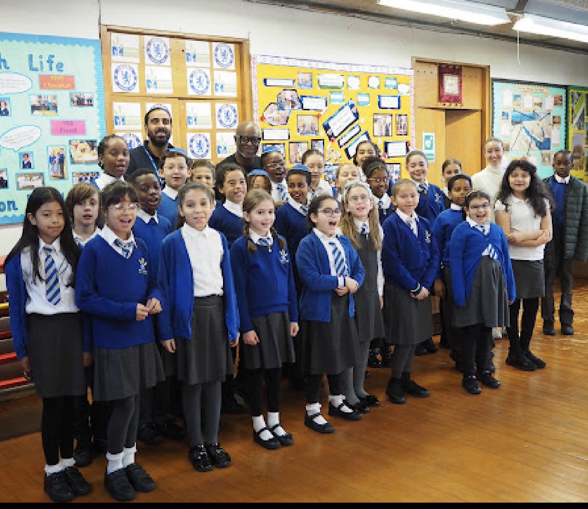 thecannersway's tweet photo. Yesterday!
I played a part of a memory a grandfather will never forget.
I went to my granddaughter’s ‘faith’ school &amp; talked at there assembly  - they even made her introduce me to All the kids &amp; staff  - what a moment.
Thank you….(now her friends believe her) 🤣😂 https://t.co/YRCpmsYaiR