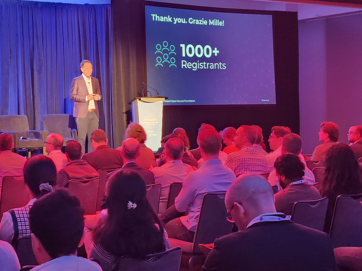 Financial services converges in NYC today in a profound way. 1000+ in NYC at Open Source in Finance Forum to explore the value for the sector through collaboration in #opensource technologies. A packed house is welcomed by @mindthegabz @FINOSFoundation #OSFINSERV #OSS #standards