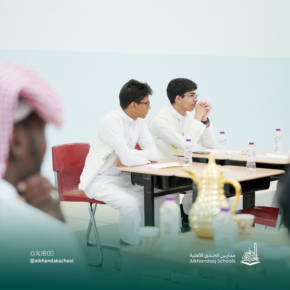 مدارس الخندق الأهلية tweet media