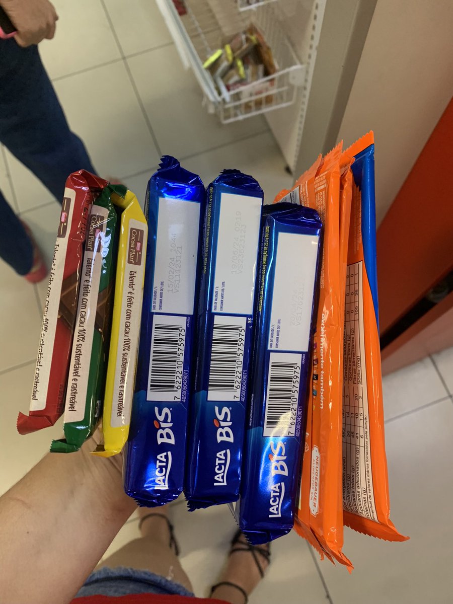 A Mãe da Olívia tweet media