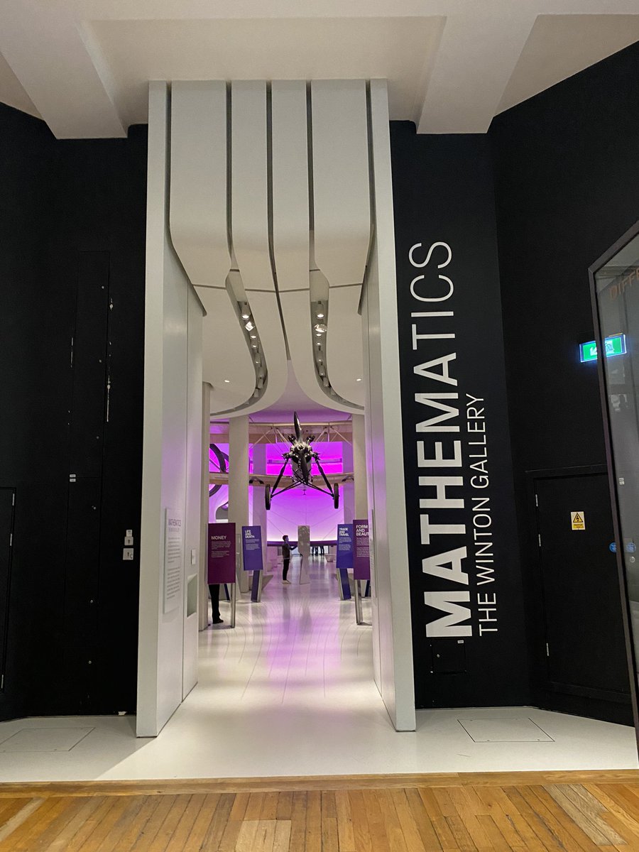 Been exploring the #Maths of the exhibits @sciencemuseum. The @MDXmaths @MiddlesexUni students will be devising activities to engage young people with #Maths in creative ways! @KurtBarling @sciencemuseum perhaps we can share our plans for #Math activities with you!! #TeamMDX