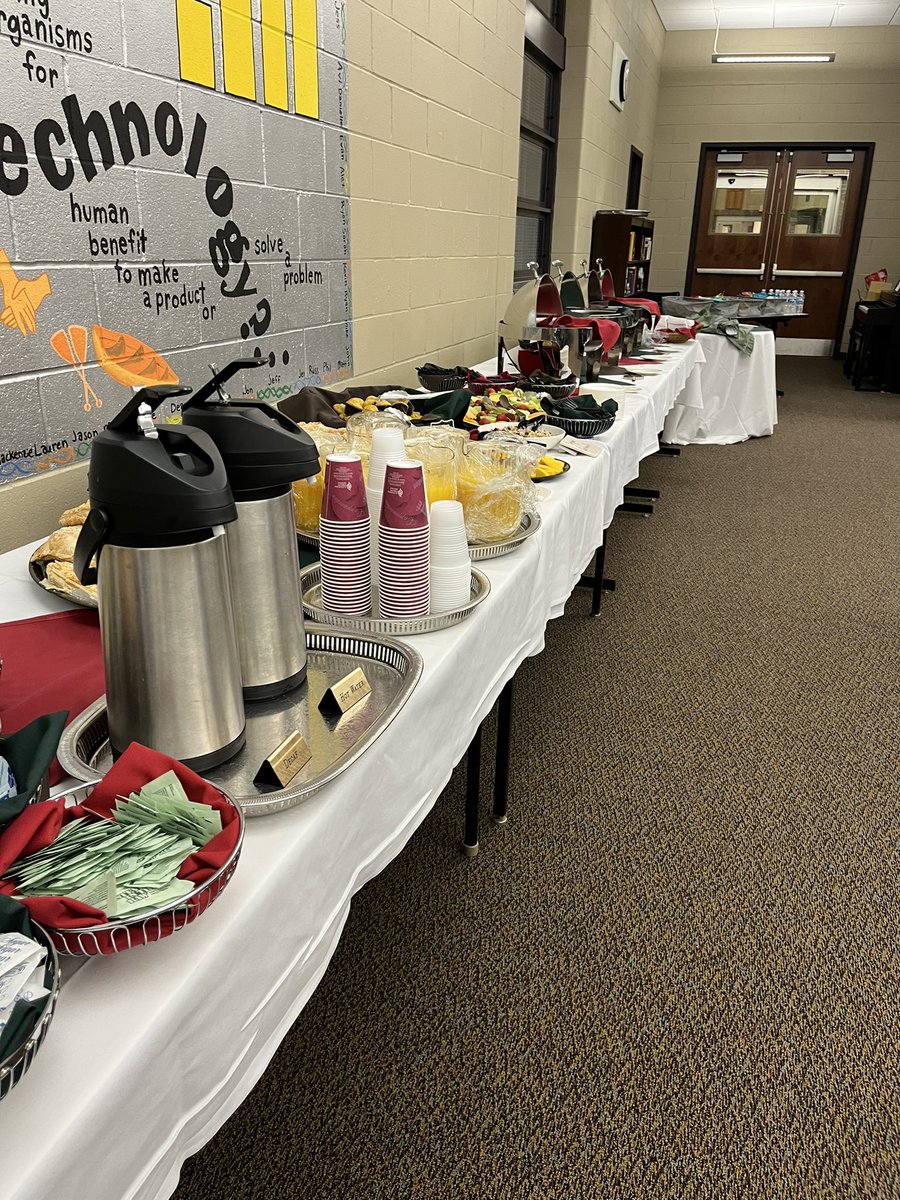 We are off and running!! Thank you to our Career Center Cafe students for catering our Atlas PD event. <a href="/CareerCenterCa1/">Career Center Cafe'</a> <a href="/cford/">Dr. Charles R. Ford</a> <a href="/tomevancho/">Tom Evancho</a> <a href="/ctemc/">MCVSD</a>