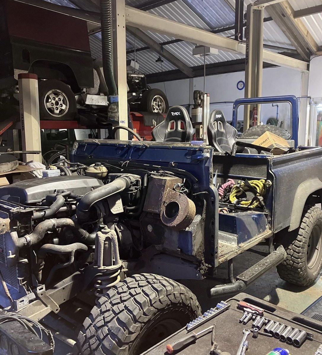 _ddsmetal's tweet image. Another review of our Bulkheads!

Premium Defender Bulkheads - this one for a TD5!

#landrovers #LandRover #defender90 #defender #defendertd5 #carparts #landrovergarage #landroverspecialist 
#buybritish #ukmanufacturing