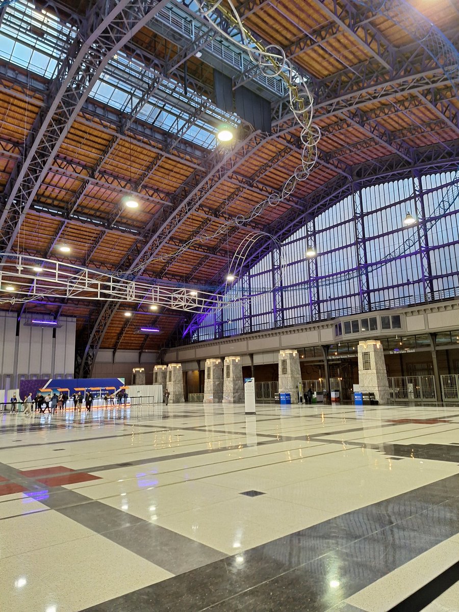 Laura Slattery tweet media