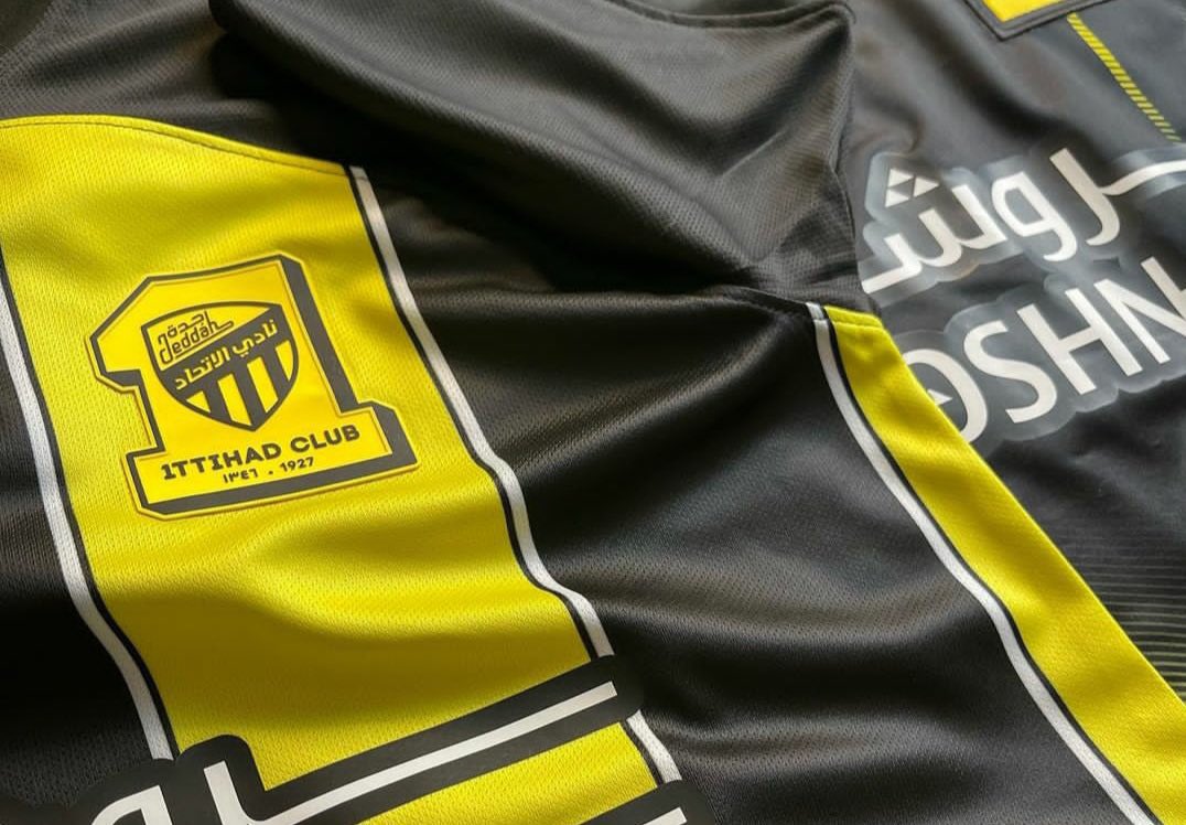 Nawaff170's tweet photo. 🚨"لاعب اتحادي " هو السبب بتشجيعك نادي #الاتحاد ؟🤔 https://t.co/X33juHaMsC