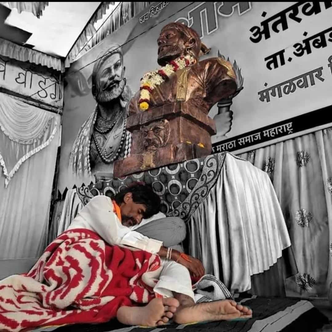 DikaleKunal's tweet photo. सात कोटी मराठ्यांचा जीव स्टेजवर आहे तो कसा सांभाळायचा ही सरकारची जबाबदारी आहे ....
#मराठायोद्धा_मनोज_जरांगे_पाटील 
#मराठाआरक्षण 
#महाराष्ट्र
#GovermentOfMaharashtra 
#MarathaArakshan 
#MarathaReservation https://t.co/fEijxNAicv
