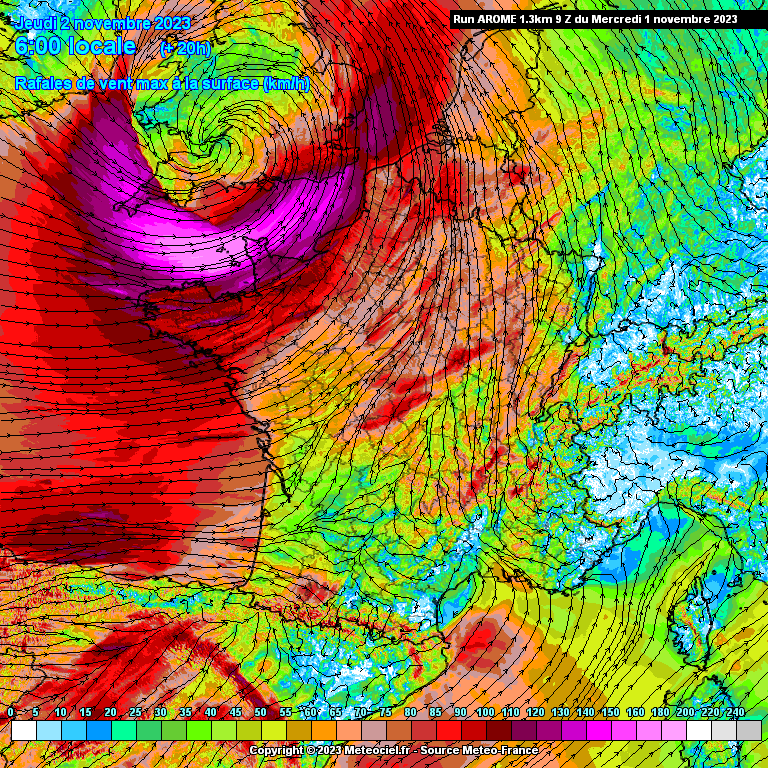 PaulBlight6's tweet photo. To highlight uncertainties still to iron out, 6Z UKMO GM have the centre near Southampton at 6Z on Thursday. AROME 9Z has it near Cardiff.  Not much difference in the grand scheme of things, but a big potential difference to dragging the stronger winds further N .#StormCiaran https://t.co/PRhntiTm3I