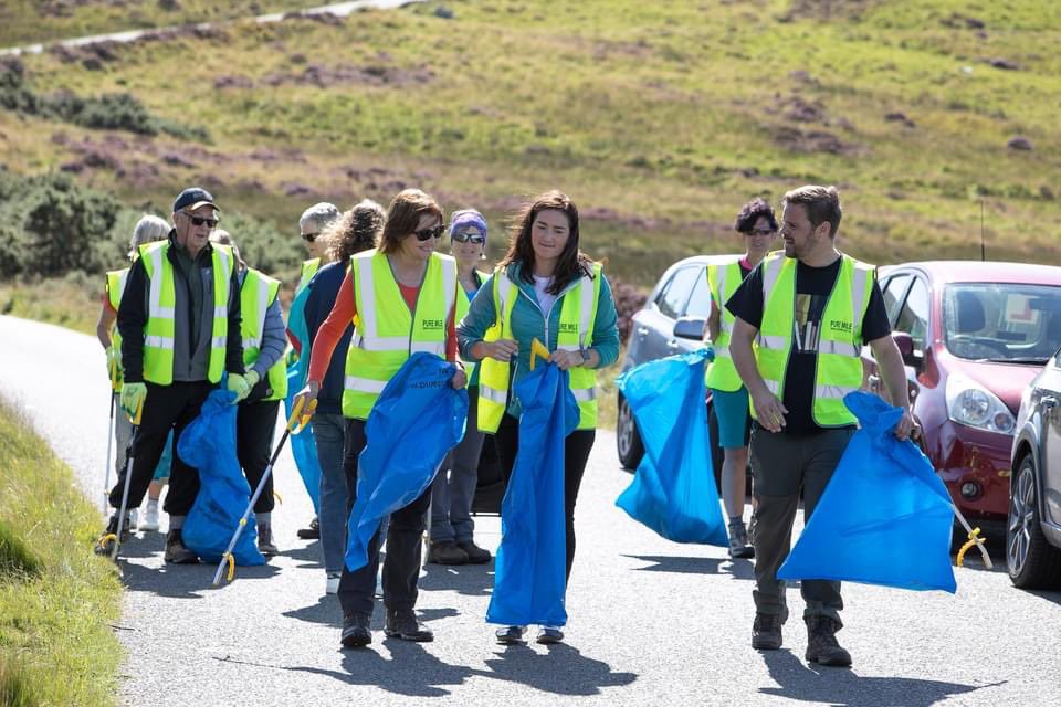 Join us and Friends of the South Dublin Uplands this Sunday 5 November to remove litter from an upland area near Piperstown Hill. Meet at 10am at pull in car park at Garradoo (junction of L7236 and R115) Grid ref O128198 Google maps location: maps.app.goo.gl/pn4kDEQH2Ta9zT…