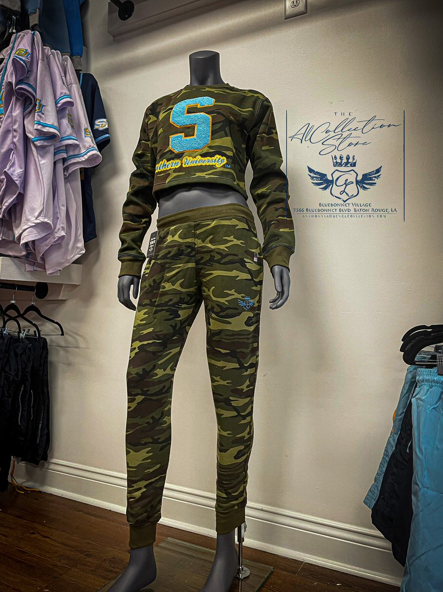 ALCollection's tweet image. #TheALCollectionStore opens today @ 11AM 
7566 Bluebonnet Blvd. 
Baton Rouge, La