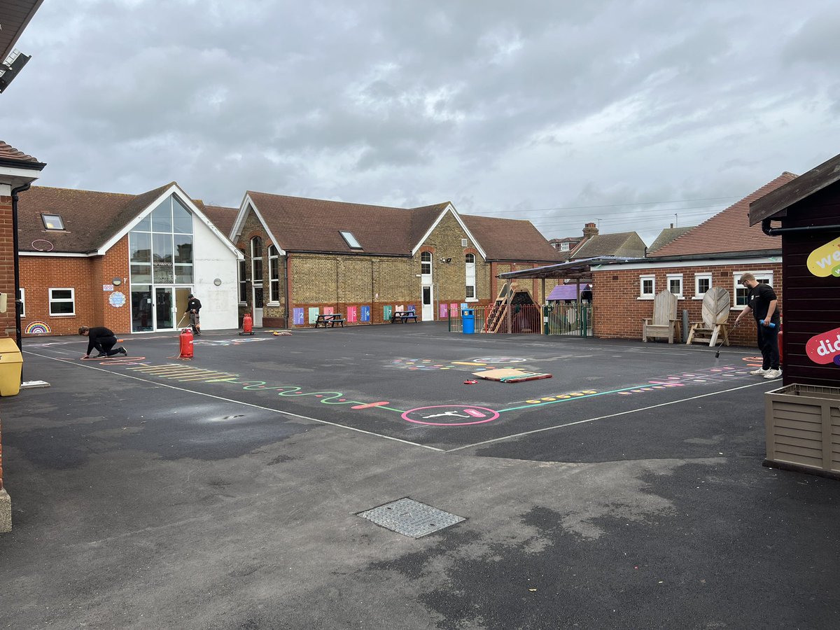 Richmond Avenue Primary and Nursery School tweet media