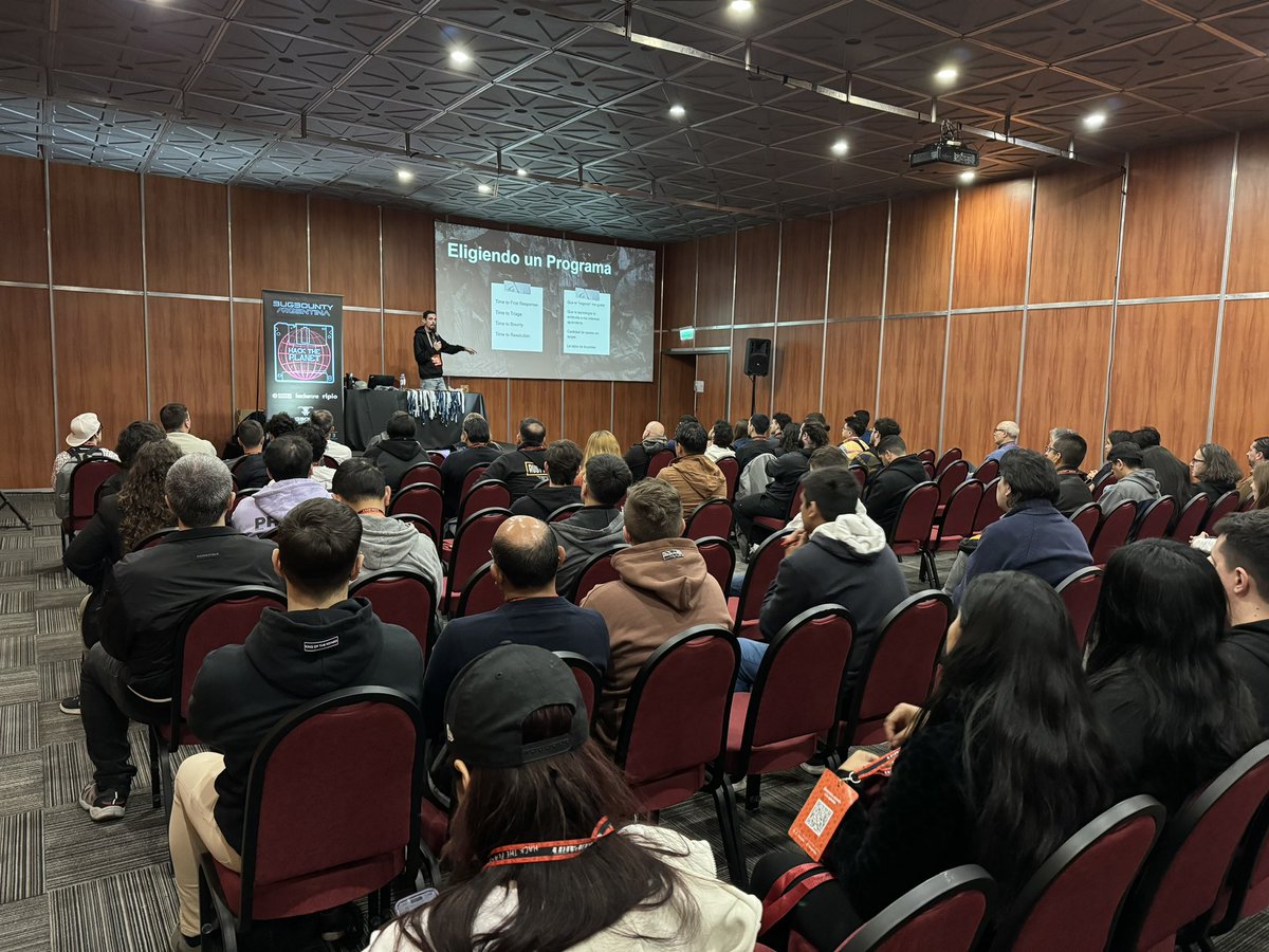 Ahora <a href="/soyelmago/">El Mago</a> en el space de <a href="/BugBountyArg/">Bug Bounty Argentina</a> en <a href="/ekoparty/">Ekoparty | Hacking everything</a>. “100 vulnerabilidades en 30 dias”. 🎉🎉 <a href="/cintainfinita/">Cinta Infinita</a>