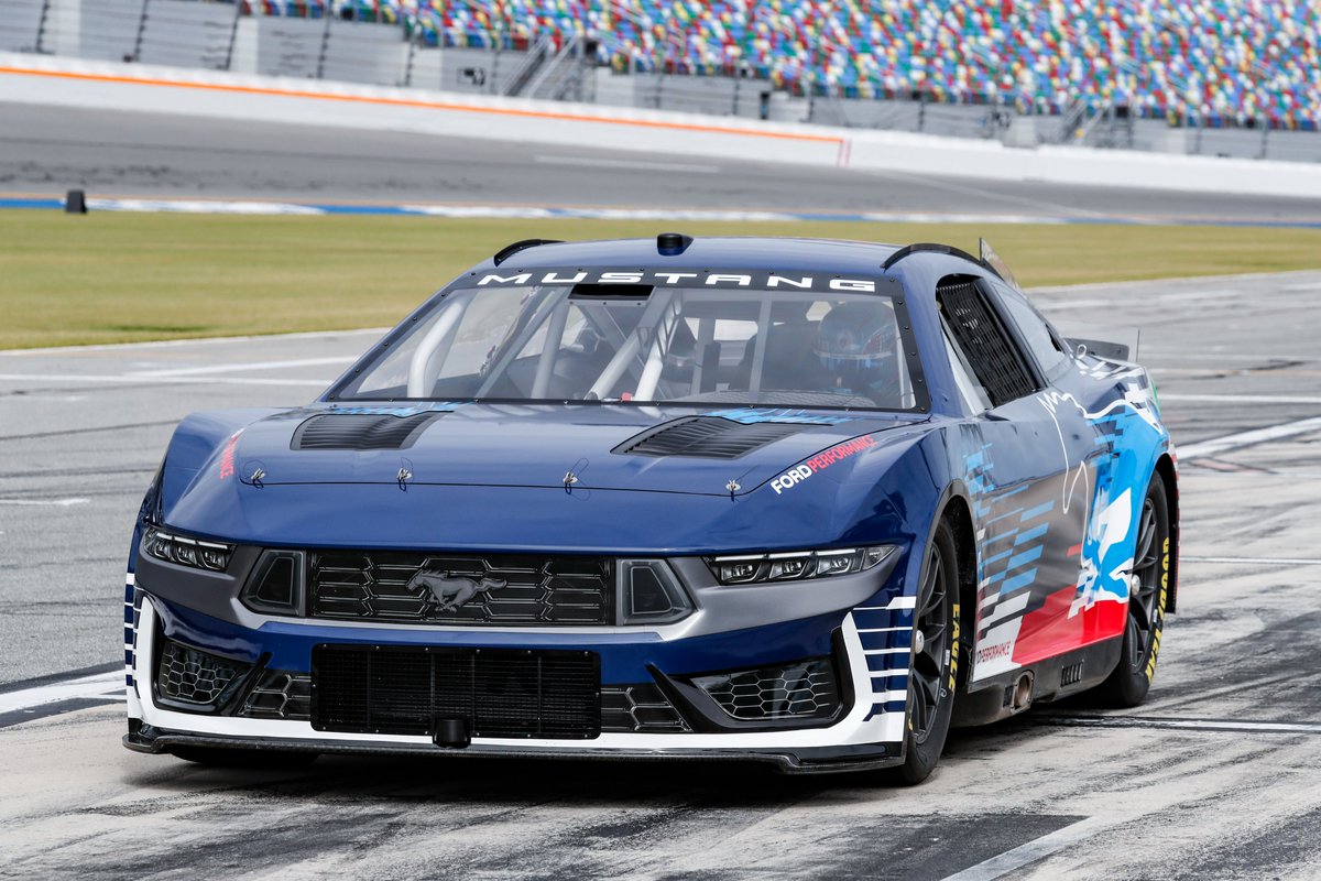 Ford's body style change for Cup in 2024 will be the Mustang Dark Horse.