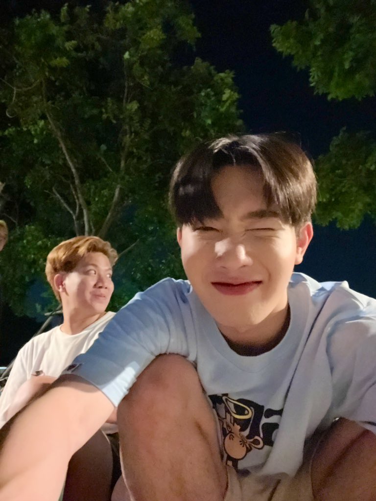 mynameis_yim's tweet image. รูปที่ถ่ายไว้เป็นภาพที่เก็บมูทอารมณ์ความรู้สึกณตอนนั้นๆ แบ่งให้ทุกคนดูเยย🥸

 #พี่เจตคนกลางLastQ #พี่เจตคนกลางซีรีส์2023 #Trailerพี่เจตคนกลาง