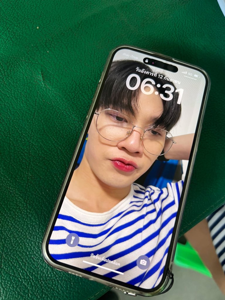 mynameis_yim's tweet image. รูปที่ถ่ายไว้เป็นภาพที่เก็บมูทอารมณ์ความรู้สึกณตอนนั้นๆ แบ่งให้ทุกคนดูเยย🥸

 #พี่เจตคนกลางLastQ #พี่เจตคนกลางซีรีส์2023 #Trailerพี่เจตคนกลาง