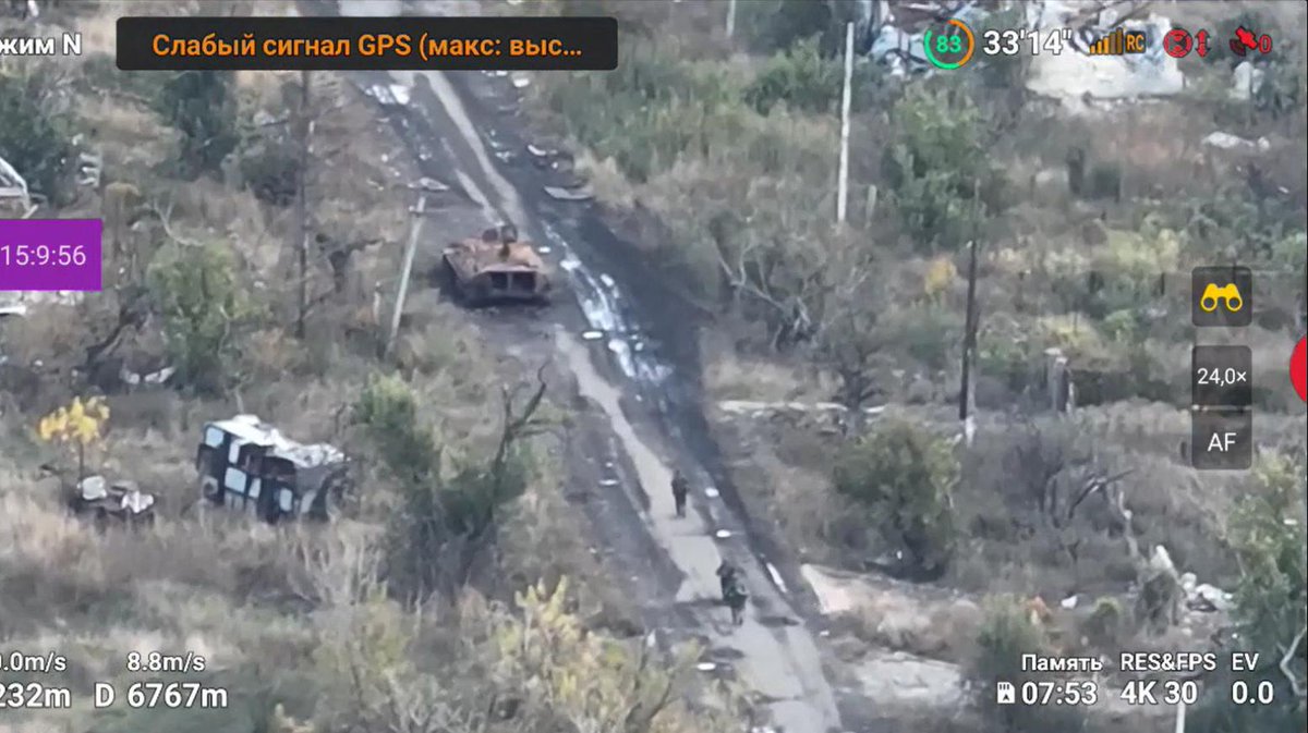 naalsio26's tweet image. Thread of previously undocumented equipment losses shown in @OSINTua's Avdiivka thread.

1. Destroyed Russian MT-LB
2. Destroyed Russian MT-LB with ZU-23 AA gun
3. Destroyed Russian MT-LB
4. Abandoned Russian BTR-80
5. Abandoned Russian unknown tank