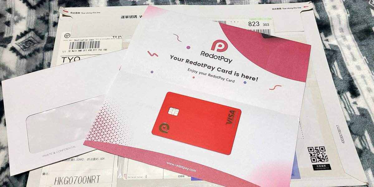 _ReoNa_'s tweet image. 私も届きました❣️
早速開封🥳
 #RedotPay 💳

@RedotPay_Global @shinobi_finance