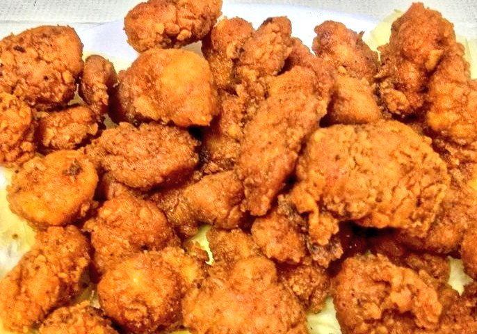 Jangan lah bitter sangat okay.. Dah memang aku terpaling ex staff kebanyakkan fast food..

Aku belanja korang 1 produk yang sama macam ayam goreng MCD tapi version popcorn.. Senang korang nak kunyah2 sambil2 layan netflix.. Rasa ala2 paprika dan confirm seriusss sejibik ayam MCD