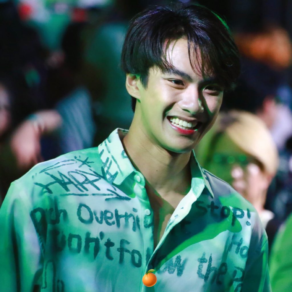 mimi_rumo's tweet photo. ยิ้มหวานจังครับพี่โอม

Ohm Chang Presscon 
#ohmpawat https://t.co/2lxQqEVyqo